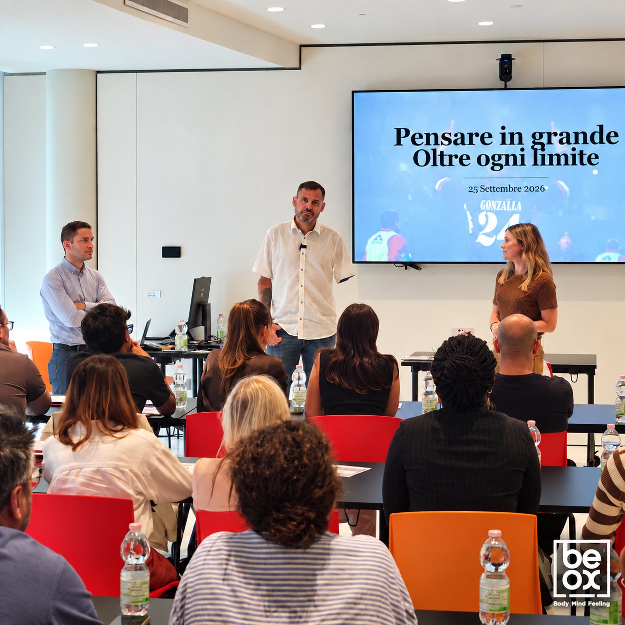 Julio Gonzalez durante lo speech aziendale sulla resilienza della Rossi Sport Academy BeOx